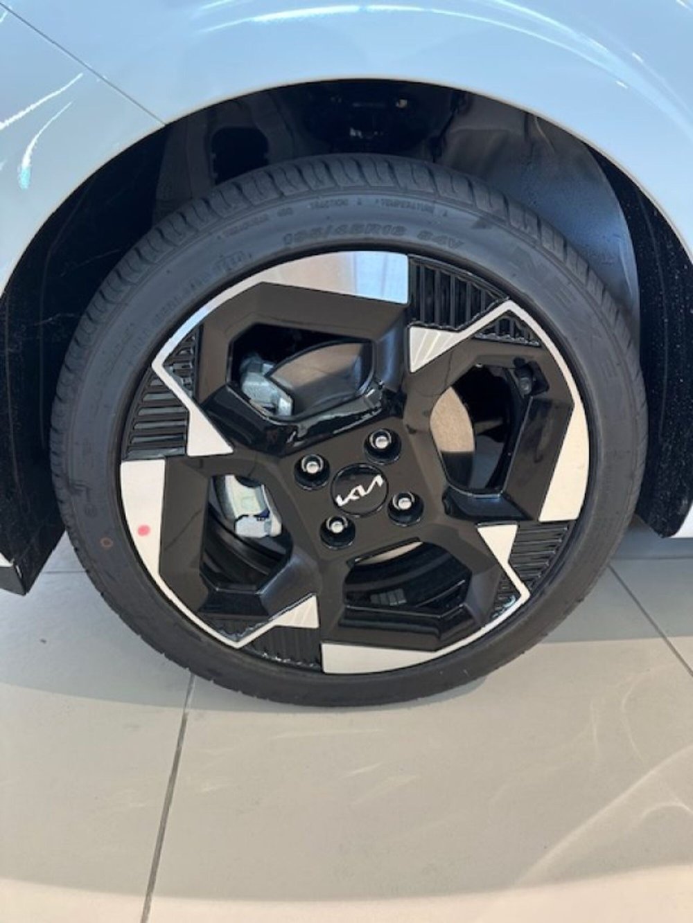 Kia Picanto nuova a Novara (5)