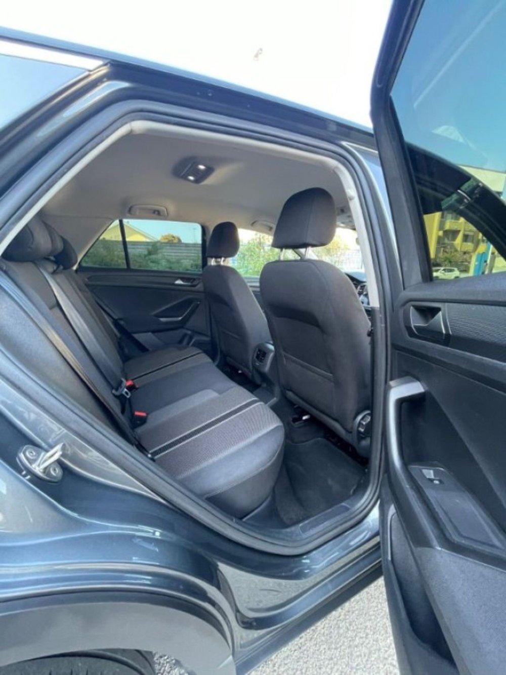 Volkswagen T-Roc usata a Novara (14)