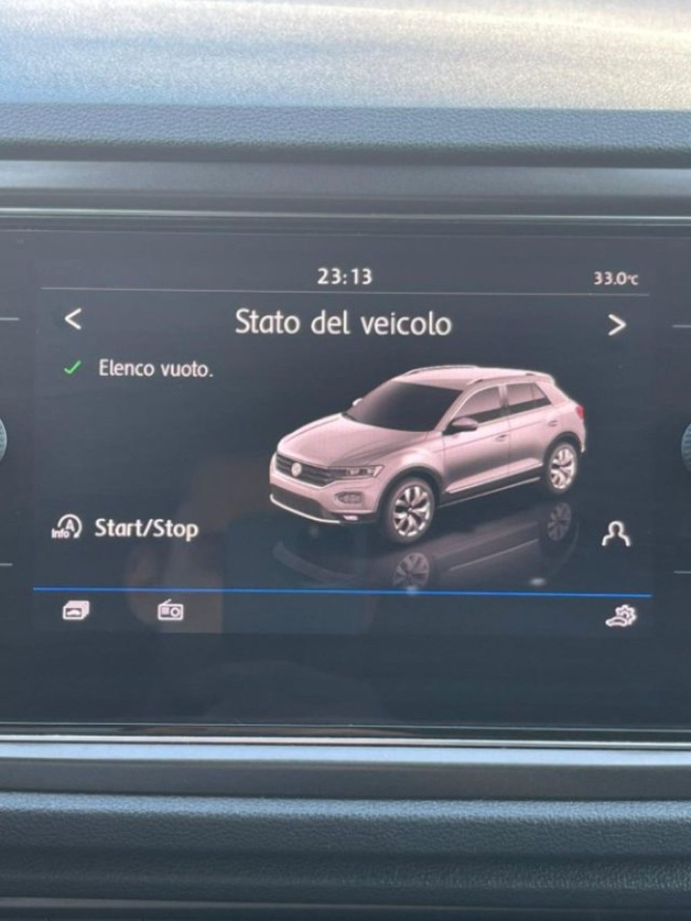 Volkswagen T-Roc usata a Novara (17)