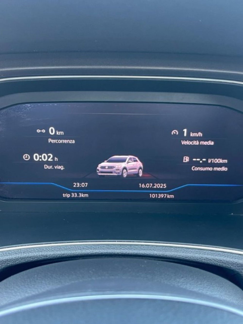 Volkswagen T-Roc usata a Novara (8)