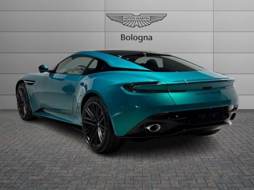 Aston Martin DB12 nuova a Bologna (5)