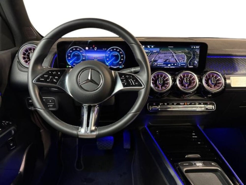Mercedes-Benz EQB usata a Bologna (11)