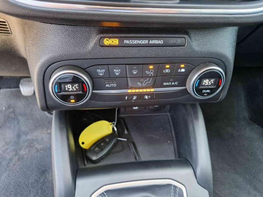 Ford Focus Station Wagon usata a Bologna (13)