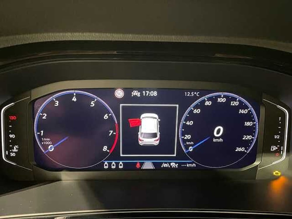Volkswagen T-Roc nuova a Ravenna (13)