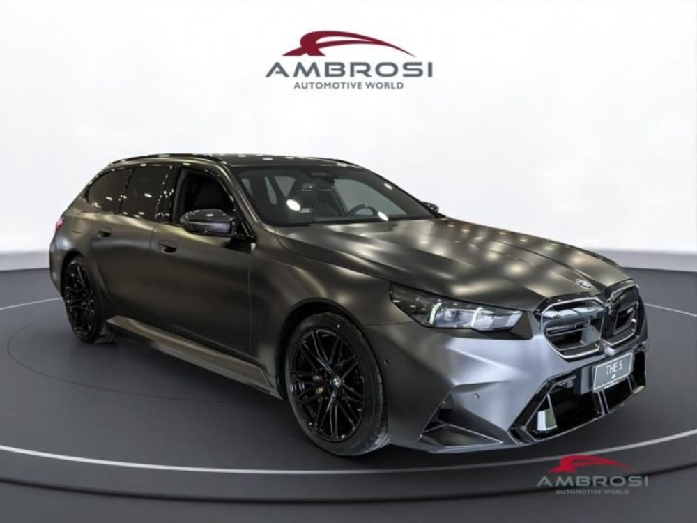 BMW Serie 5 Touring nuova a Perugia (2)