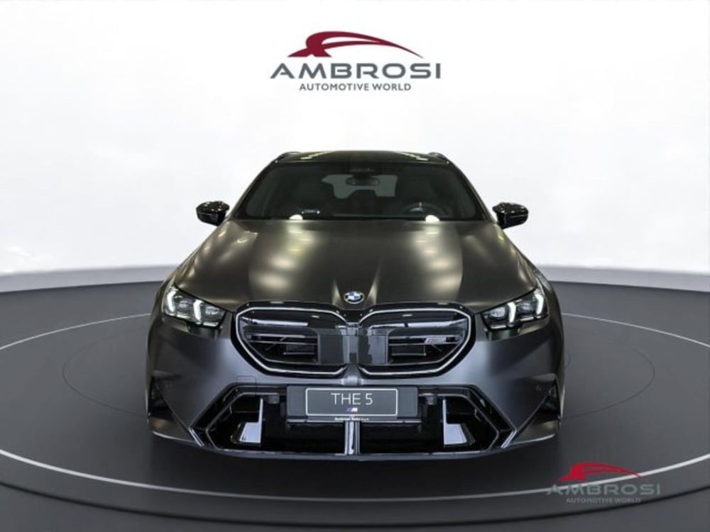 BMW Serie 5 Touring nuova a Perugia (7)