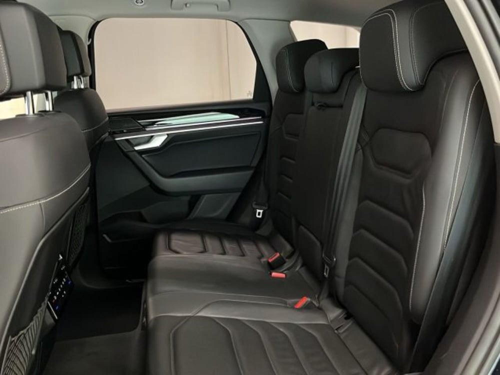 Volkswagen Touareg usata a Vicenza (12)