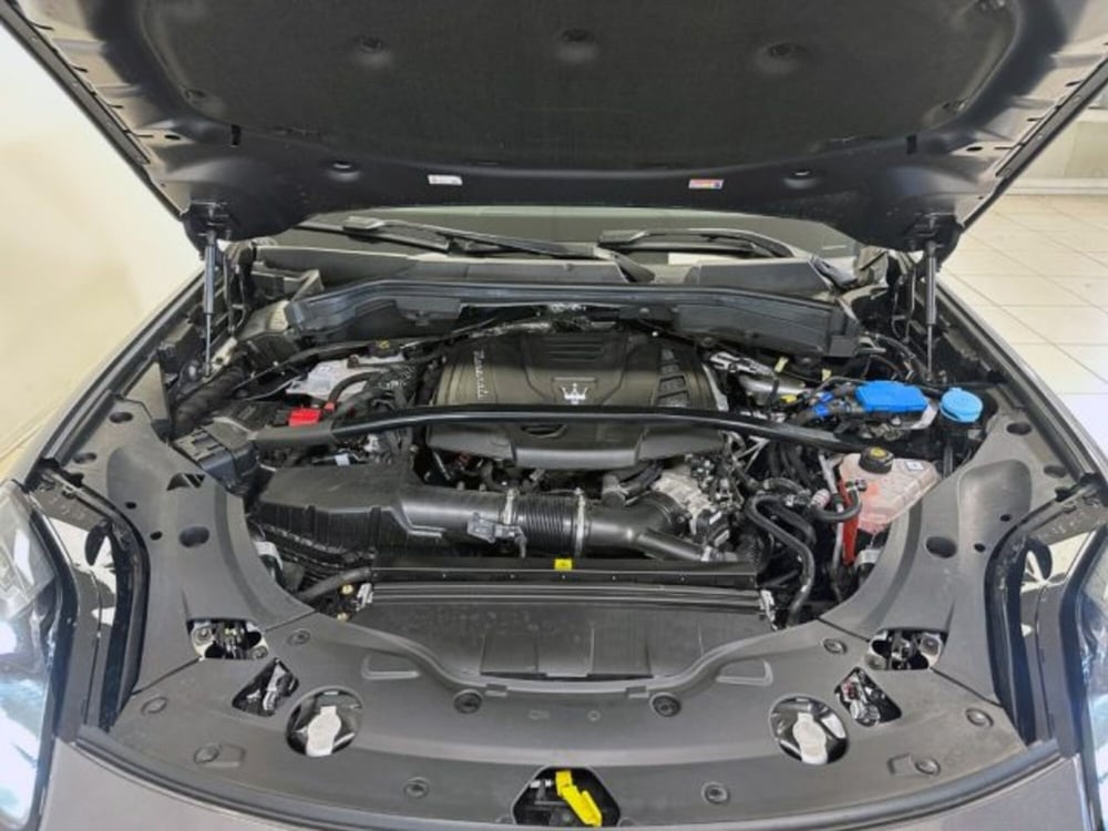 Maserati Grecale usata a Modena (15)