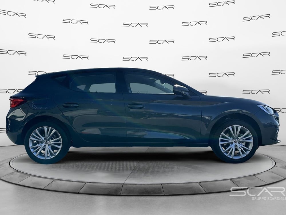 SEAT Leon nuova a Livorno (4)