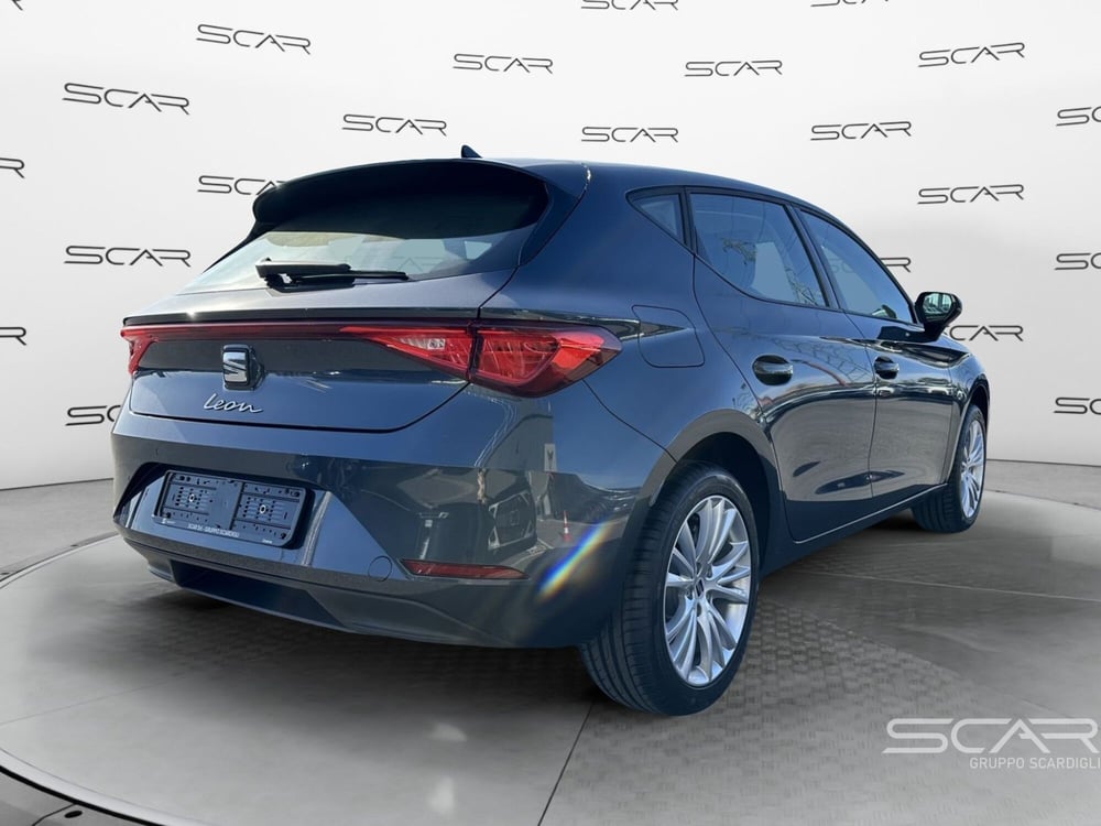 SEAT Leon nuova a Livorno (5)