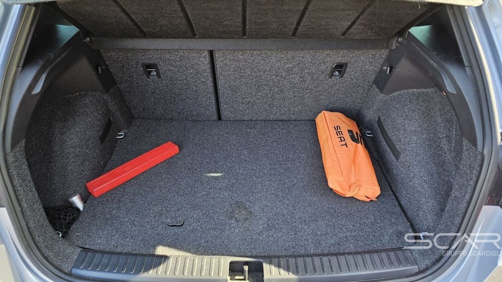 SEAT Arona usata a Livorno (12)