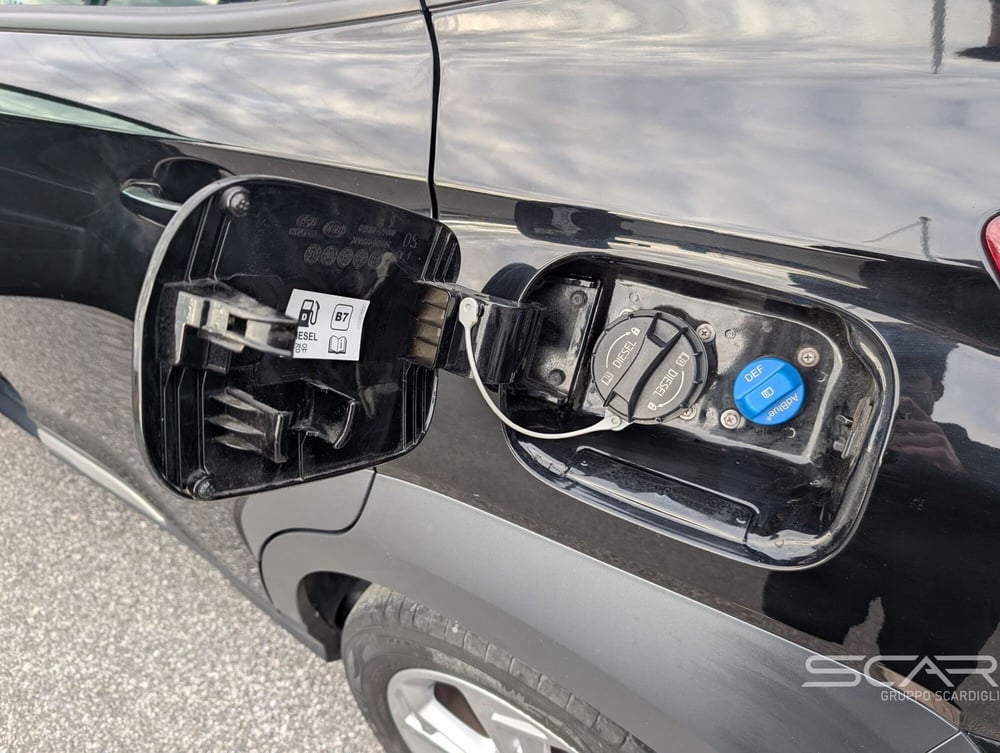 Hyundai Kona usata a Livorno (13)