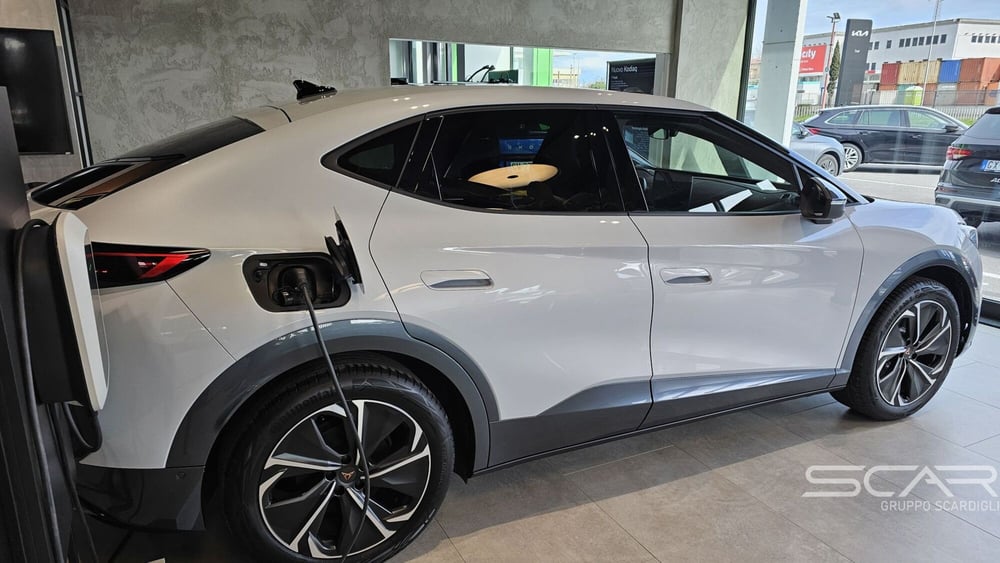 Cupra Tavascan nuova a Livorno (3)