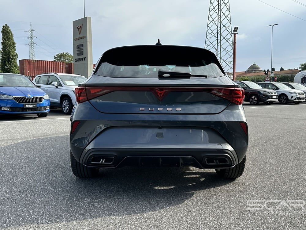 Cupra Leon nuova a Livorno (6)