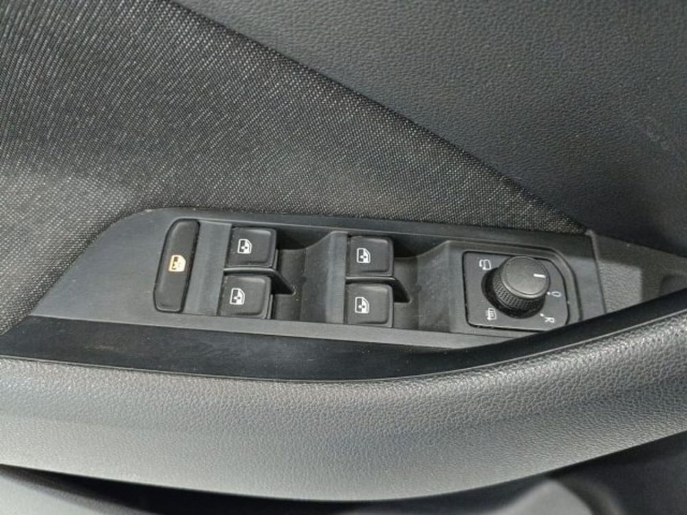 Skoda Kamiq usata a Catania (20)
