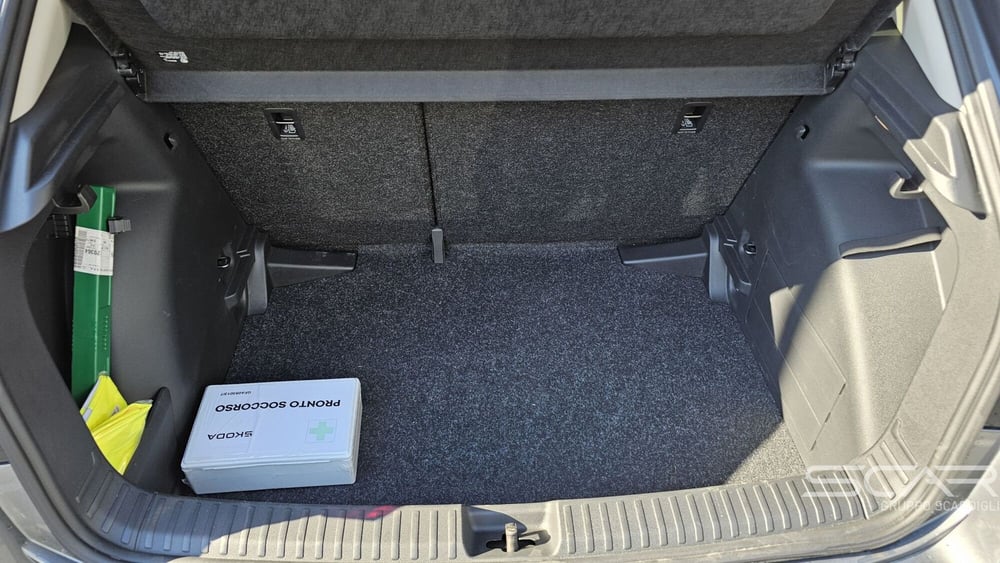 Skoda Fabia usata a Livorno (13)