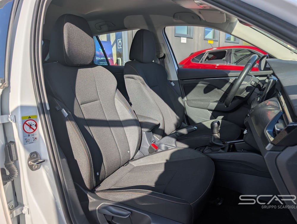 Skoda Kamiq usata a Livorno (19)