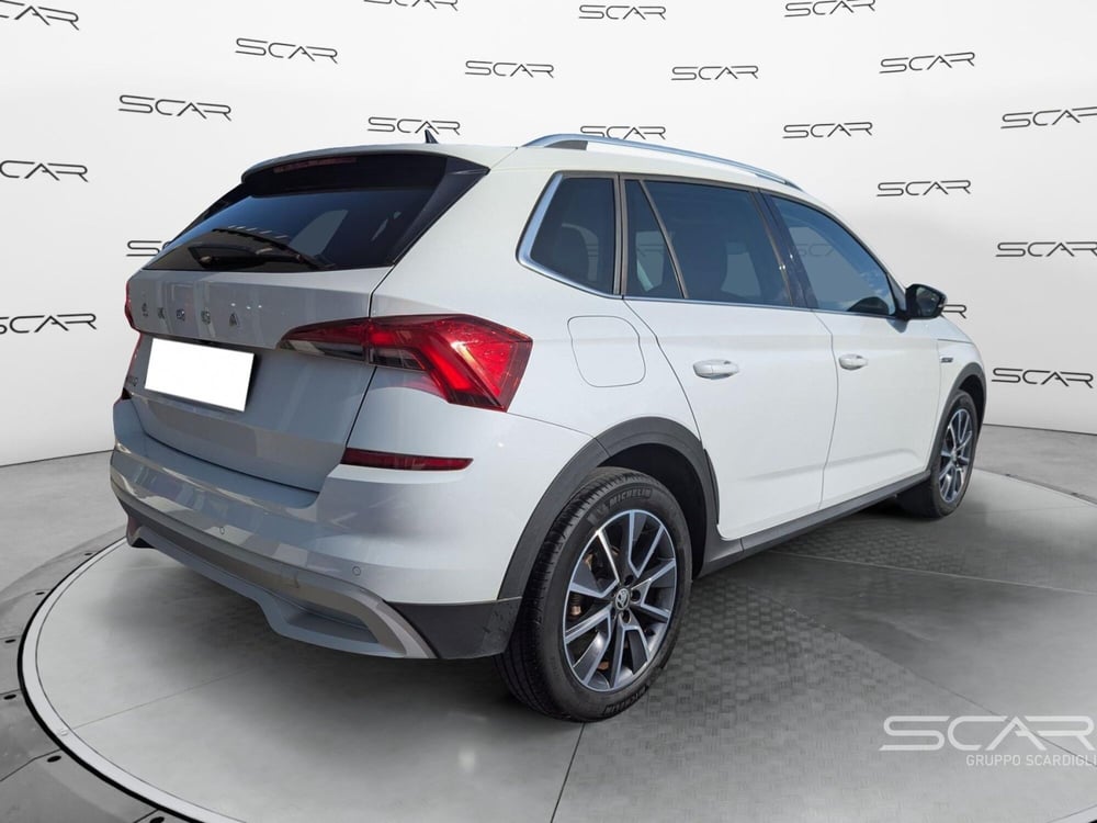 Skoda Kamiq usata a Livorno (5)
