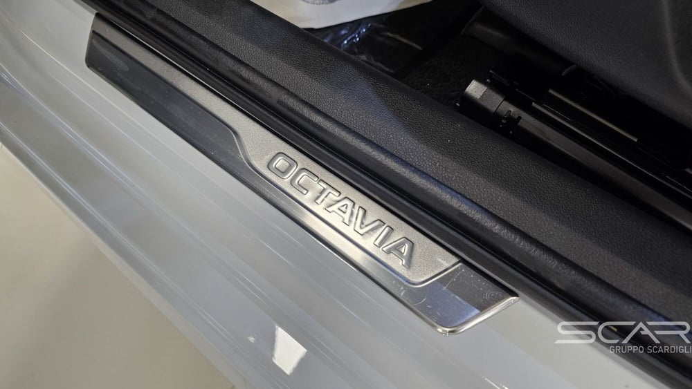 Skoda Octavia Station Wagon nuova a Livorno (19)