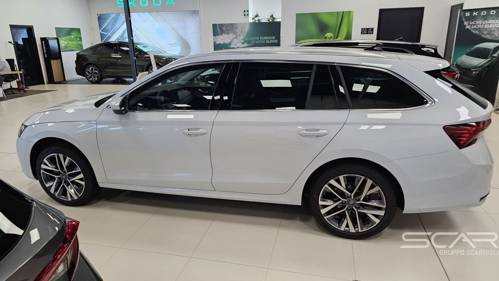 Skoda Octavia Station Wagon nuova a Livorno (2)
