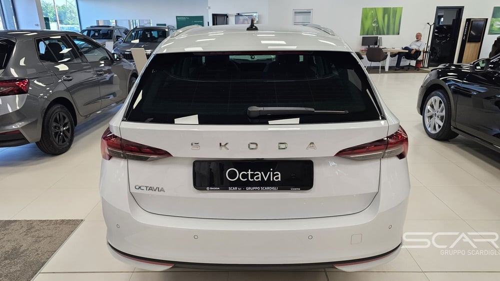 Skoda Octavia Station Wagon nuova a Livorno (4)
