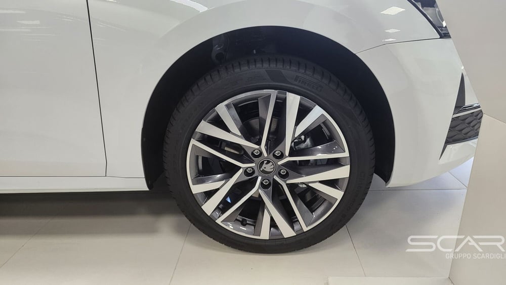 Skoda Octavia Station Wagon nuova a Livorno (8)