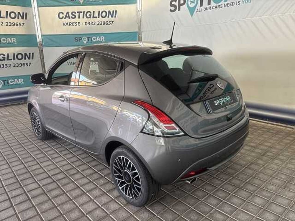 Lancia Ypsilon usata a Varese (6)