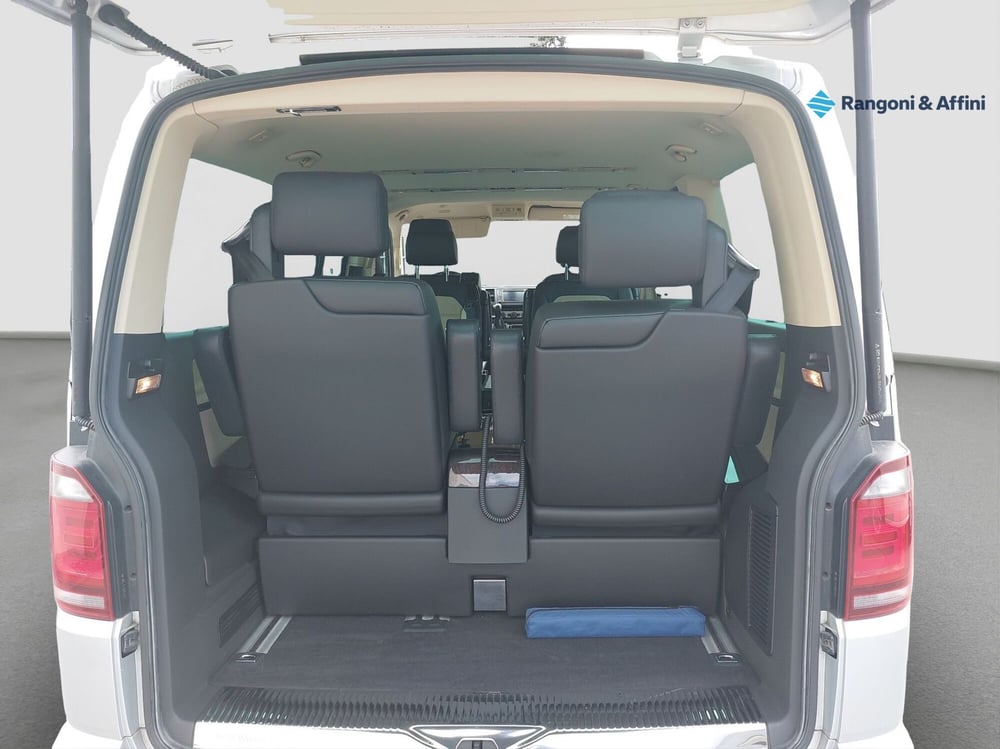 Volkswagen Multivan usata a Brescia (16)