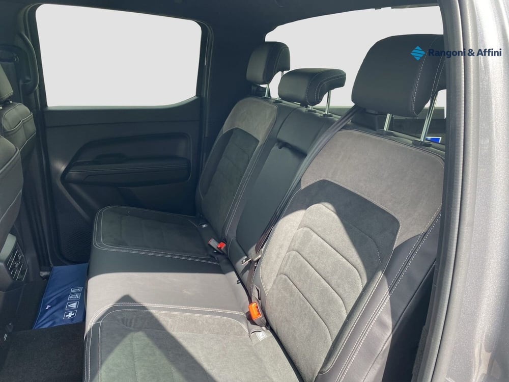 Volkswagen Amarok nuova a Brescia (15)