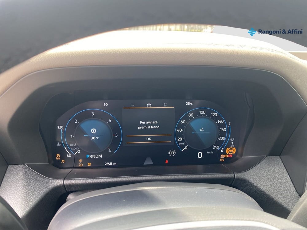 Volkswagen Amarok nuova a Brescia (16)