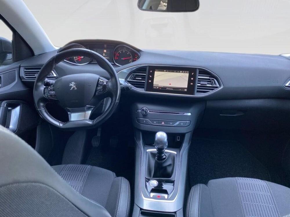 Peugeot 308 SW usata a Torino (5)