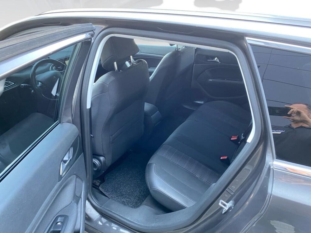 Peugeot 308 SW usata a Torino (7)