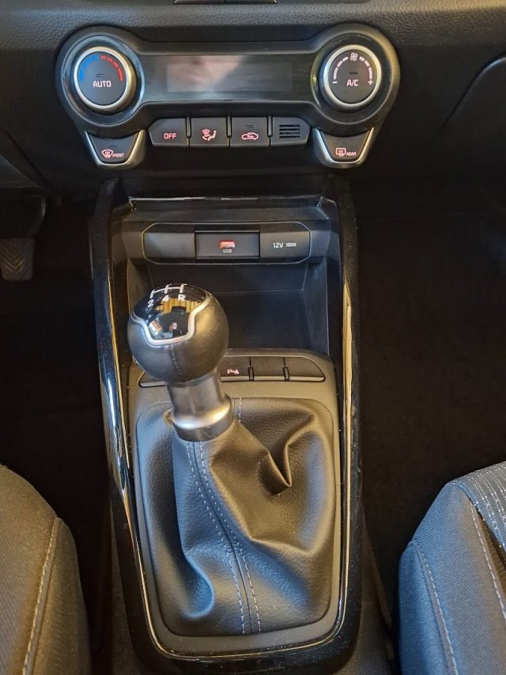 Kia Stonic usata a Vicenza (14)