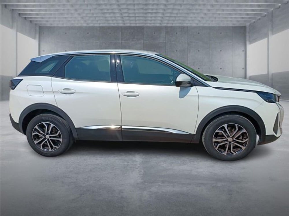 Peugeot 3008 usata a Bari (7)