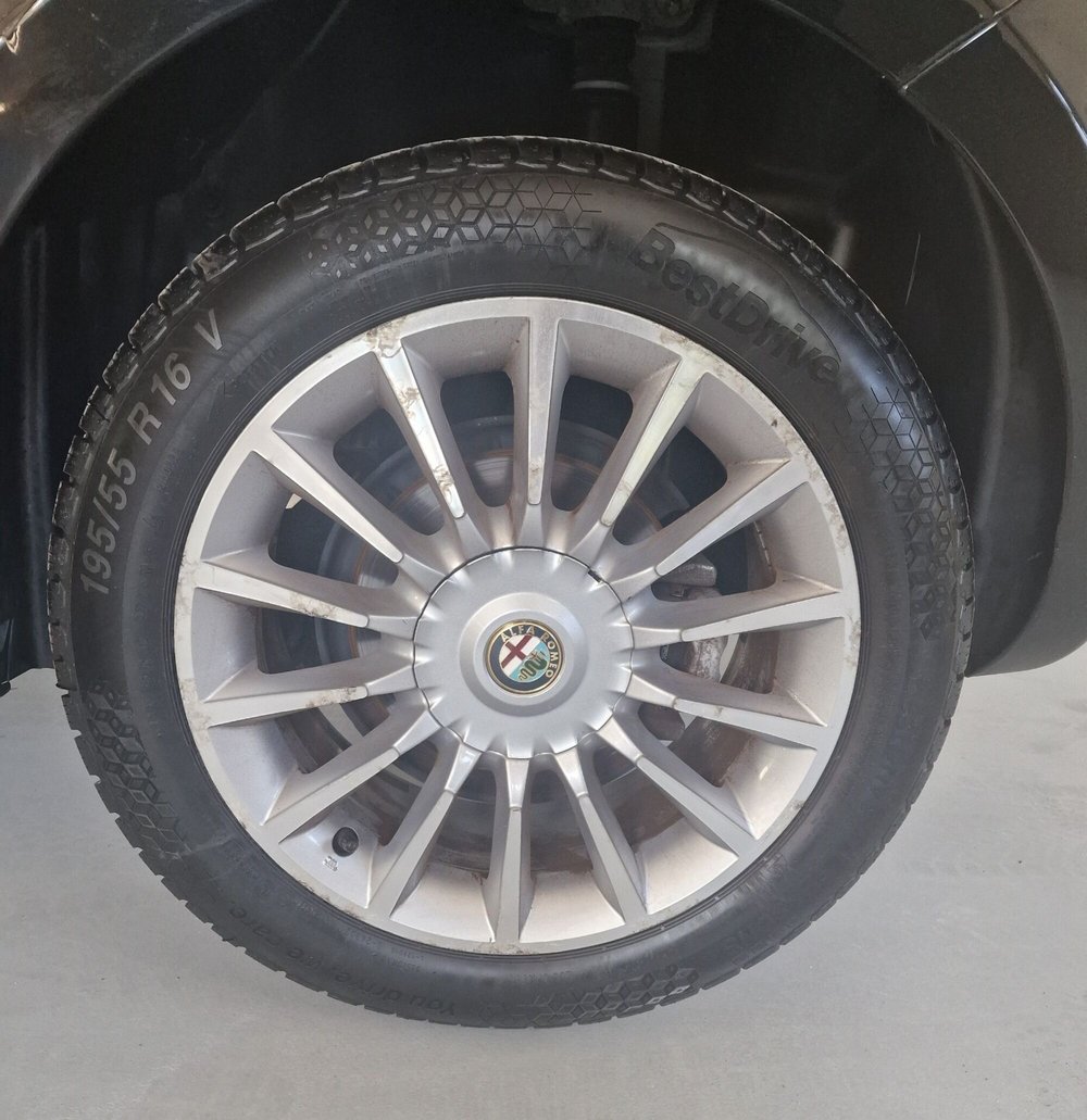 Alfa Romeo MiTo usata a Torino (16)