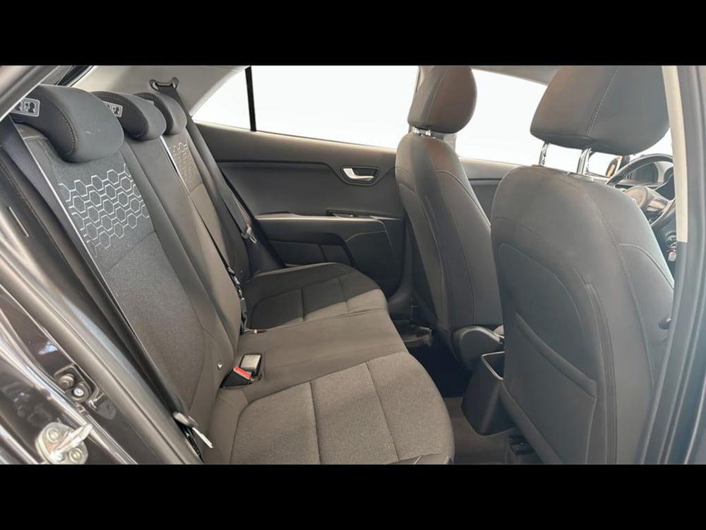 Kia Rio usata a Varese (5)
