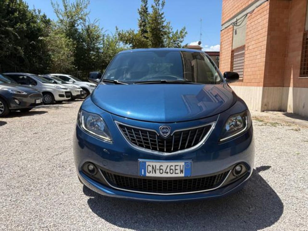 Lancia Ypsilon usata a Roma (10)