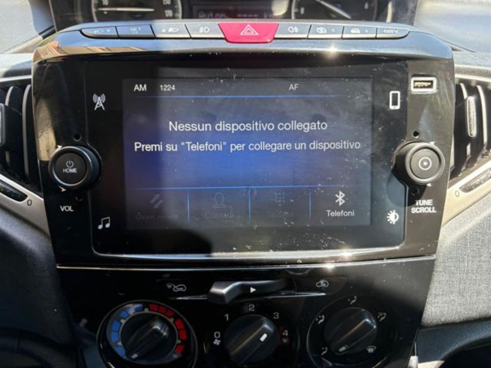 Lancia Ypsilon usata a Roma (18)