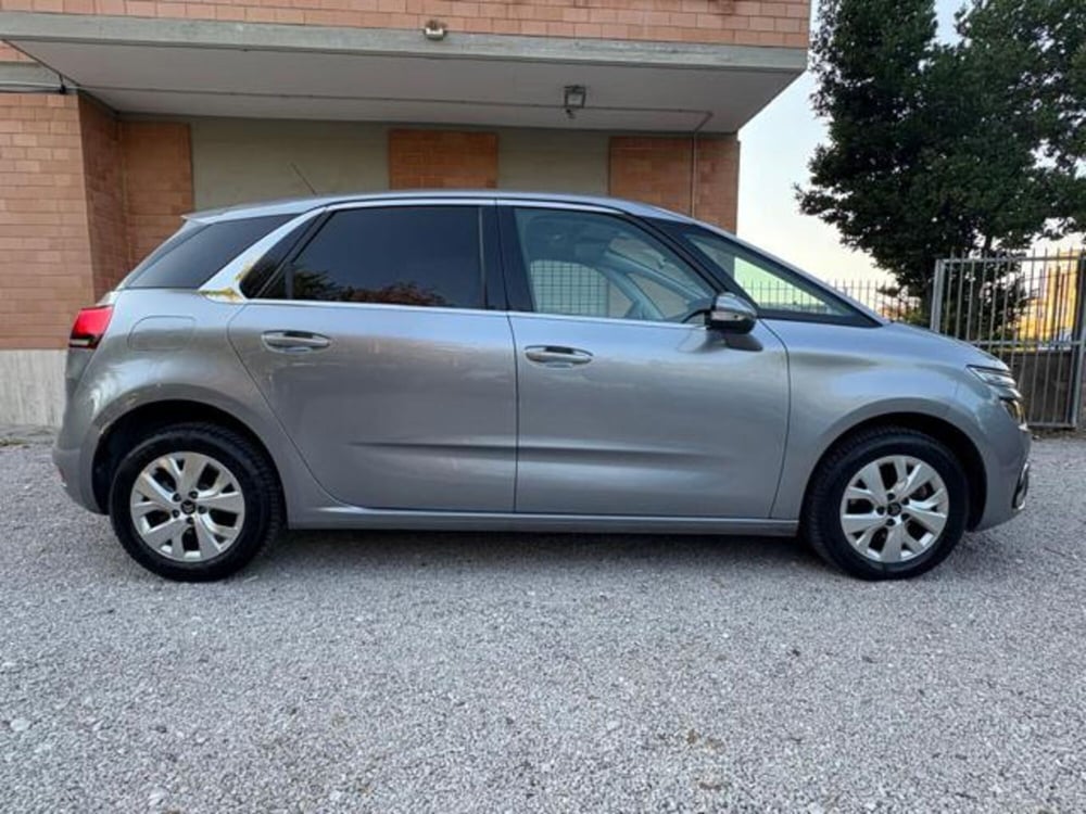 Citroen C4 Picasso usata a Roma (8)