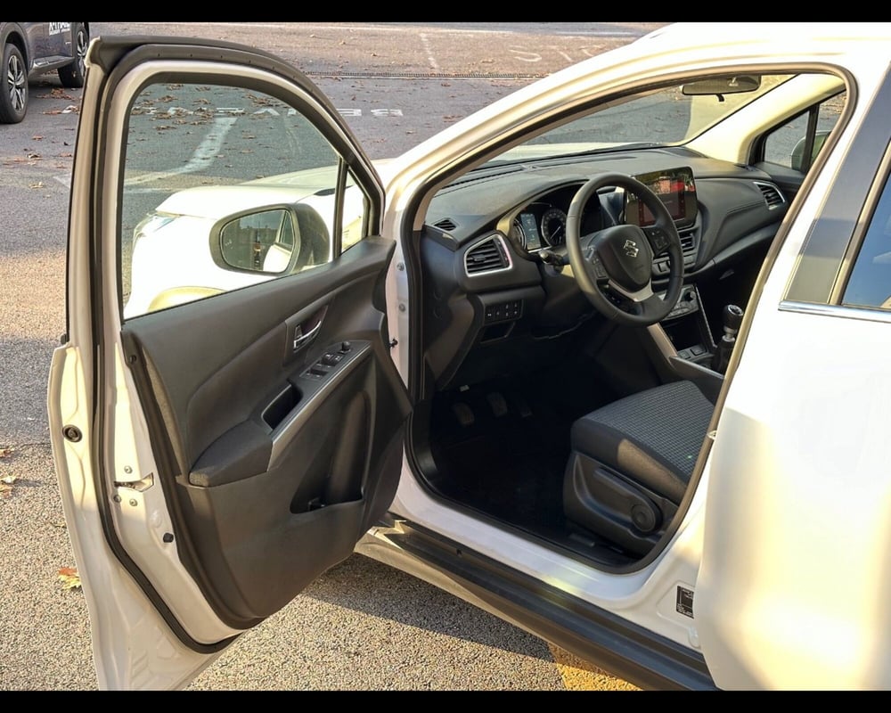 Suzuki S-Cross usata a Belluno (12)