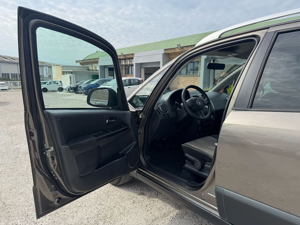 Fiat Sedici usata a Salerno (9)