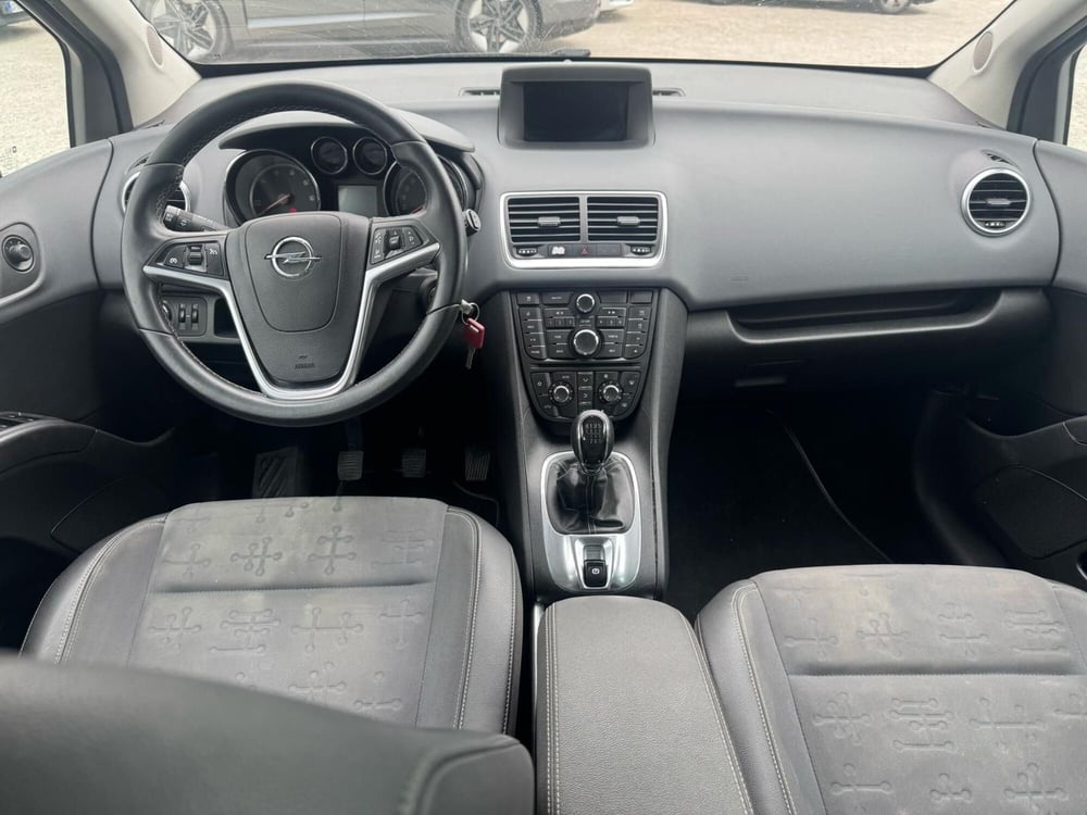 Opel Meriva usata a Salerno (12)