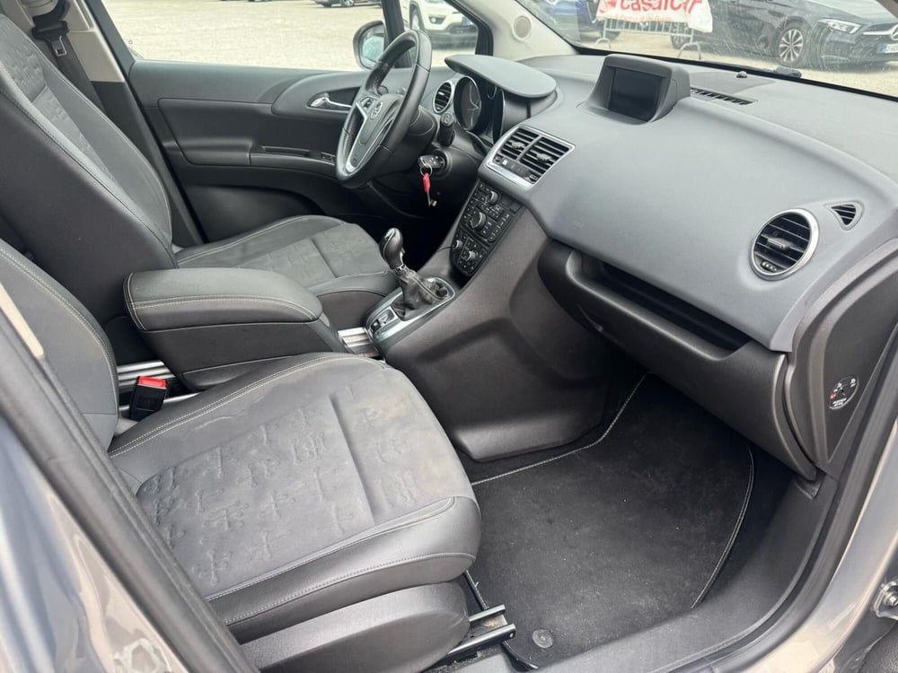 Opel Meriva usata a Salerno (17)