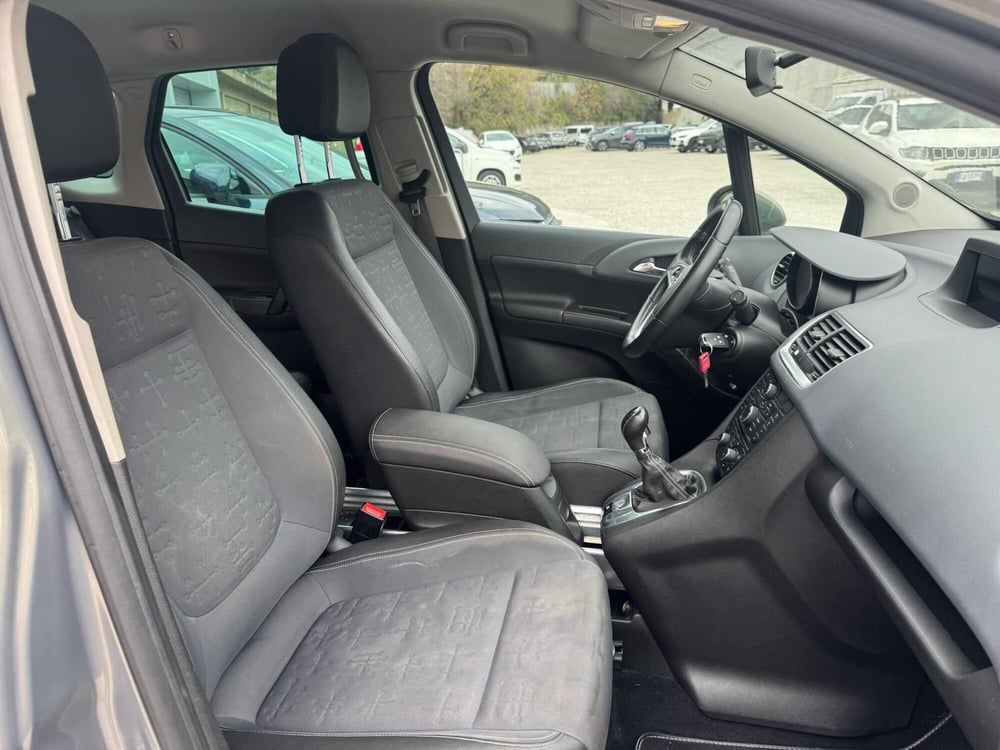 Opel Meriva usata a Salerno (18)