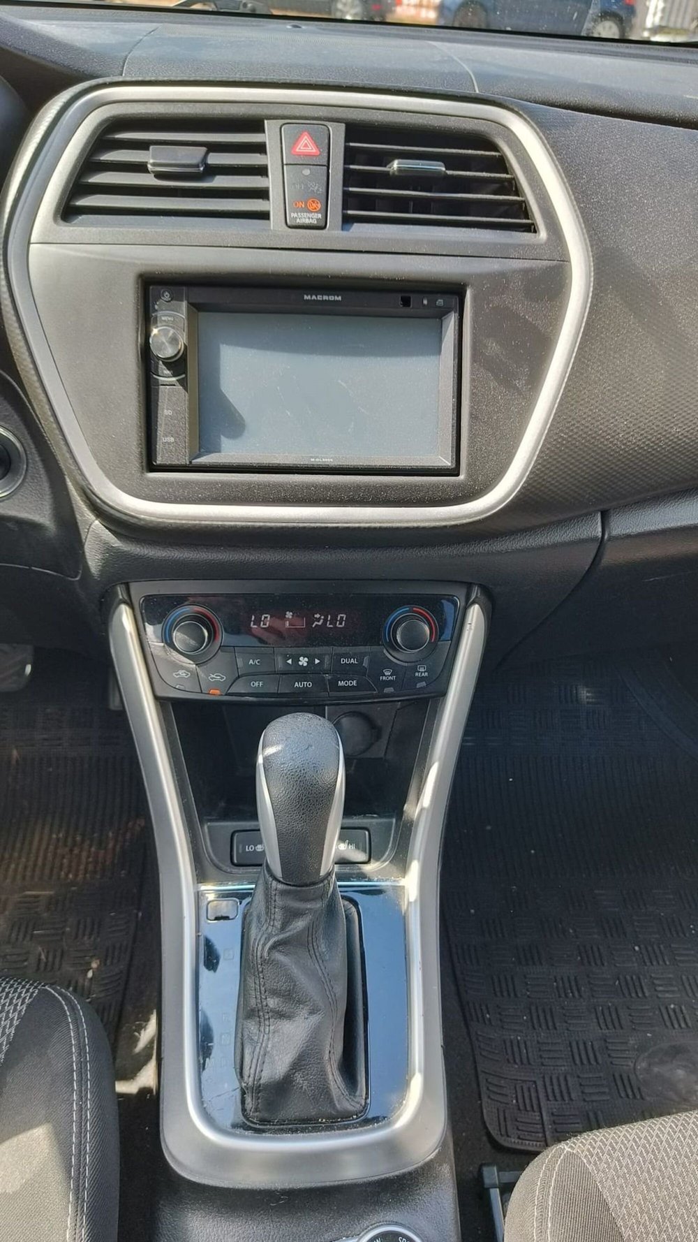 Suzuki S-Cross usata a Salerno (13)