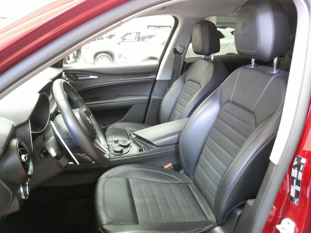 Alfa Romeo Stelvio usata a Treviso (12)