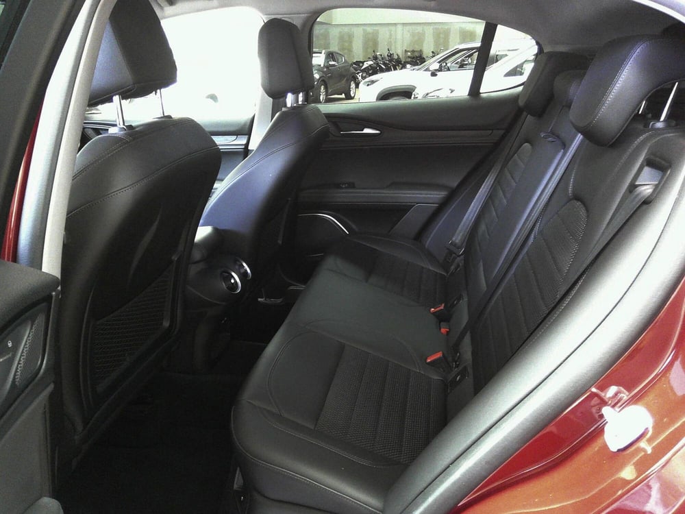 Alfa Romeo Stelvio usata a Treviso (13)