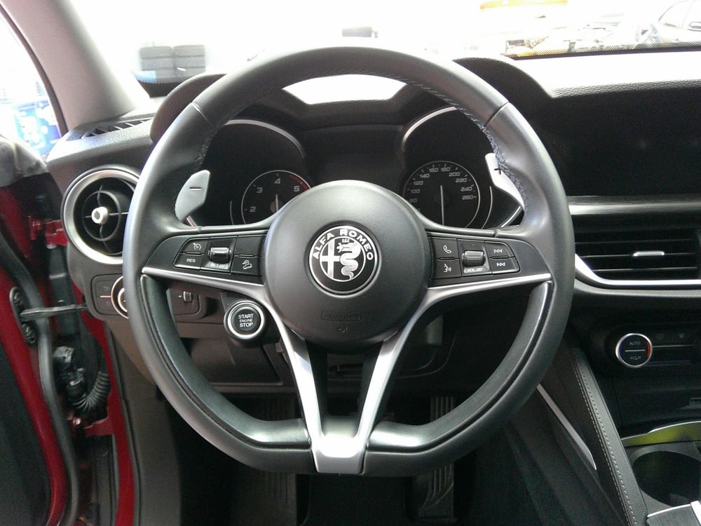 Alfa Romeo Stelvio usata a Treviso (17)