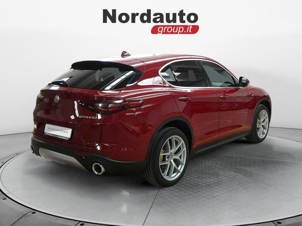 Alfa Romeo Stelvio usata a Treviso (5)