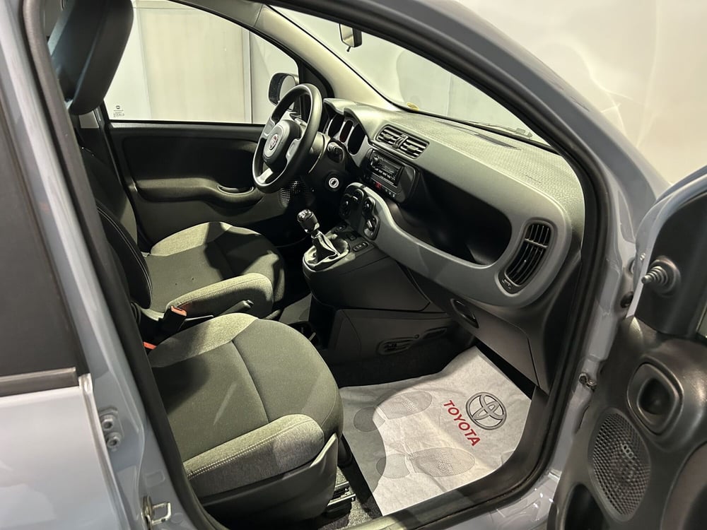 Fiat Panda Cross usata a Milano (12)